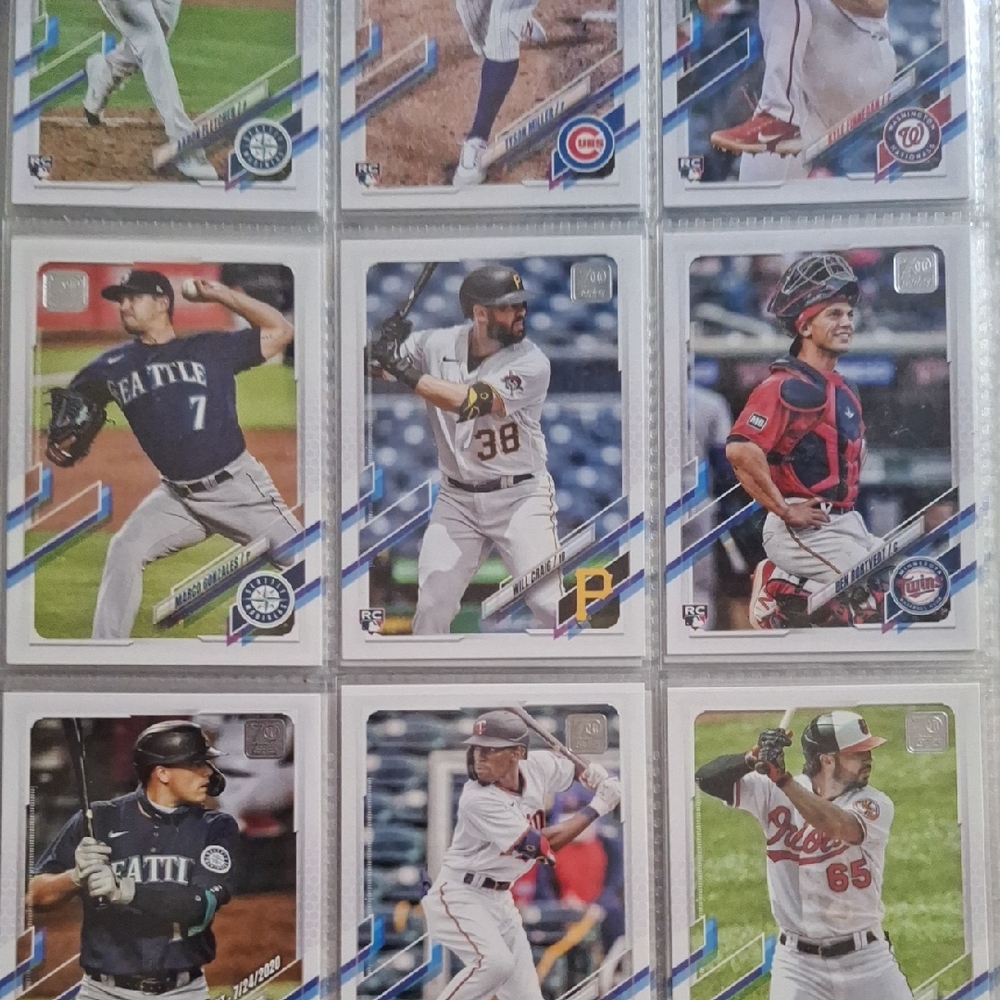 Baseball Trading Card Set 10 Random Cards+ One Toploaded And Chasers